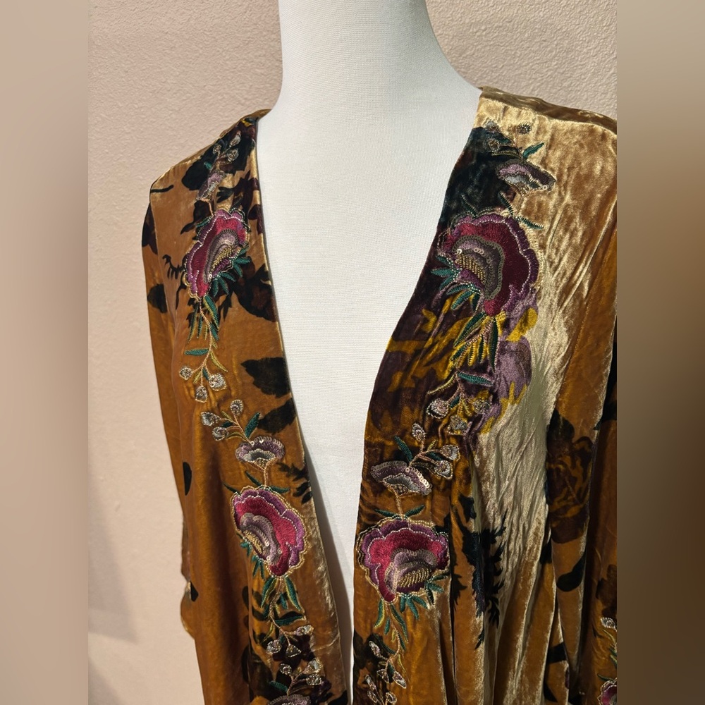 Sundance Velvet Floral Open Kimono in Mustard and Pink - Picture 4 of 9